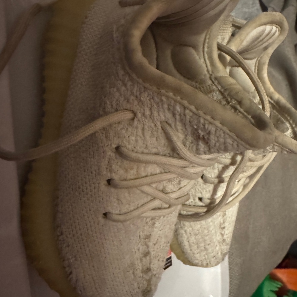 Toddler Yeezy boost 350 v2